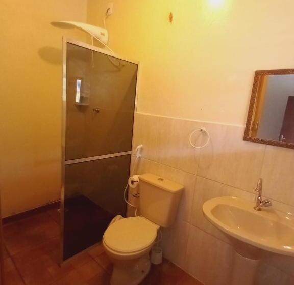 غرفة عائلية, Hospedaria Regina