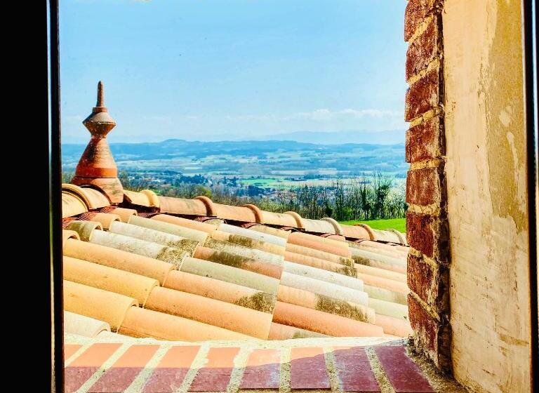 Семейный Номер, Les Garennes