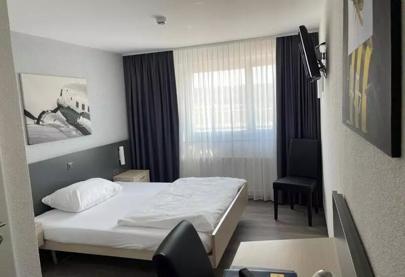 Comfort-huone, Airporthotel Grenchen