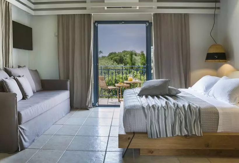 استودیوی لوکس, Avithos Resort