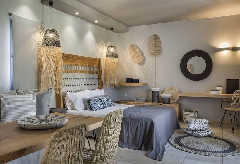 Семейный Номер Deluxe, Avithos Resort