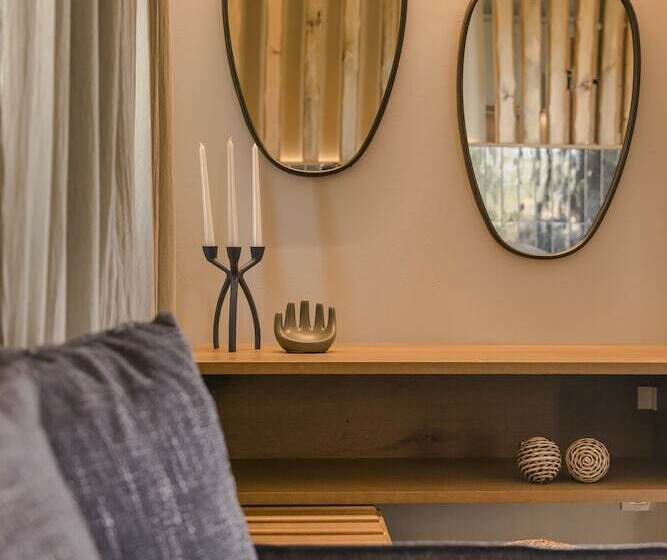 Семейный Номер Deluxe, Avithos Resort