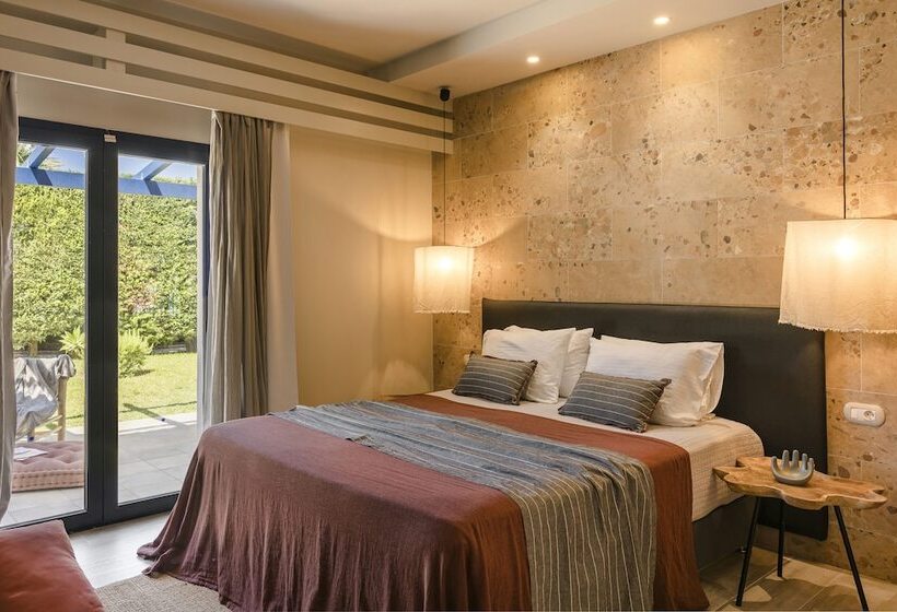디럭스 패밀리 룸, Avithos Resort
