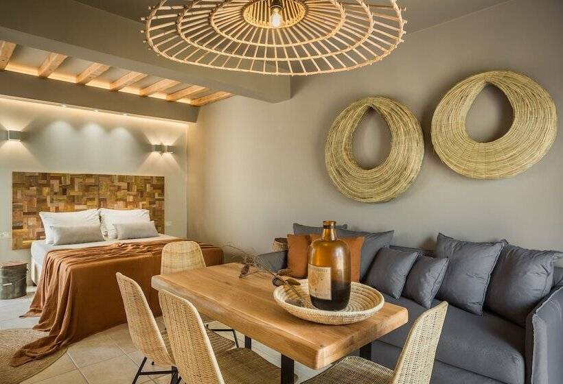 Семейный Номер Deluxe, Avithos Resort