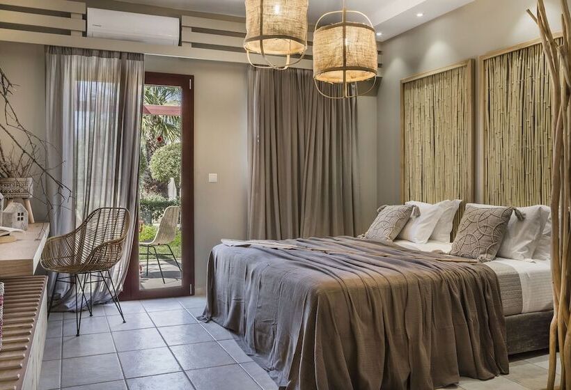 Семейный Номер Deluxe, Avithos Resort