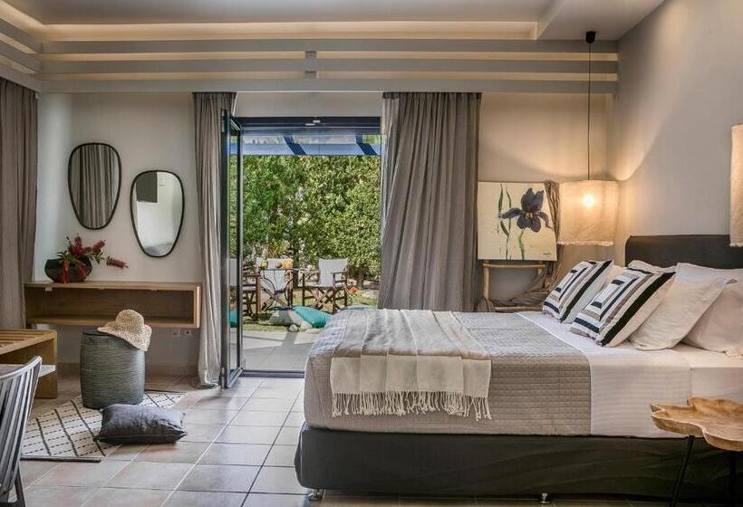 Семейное Студио, Avithos Resort