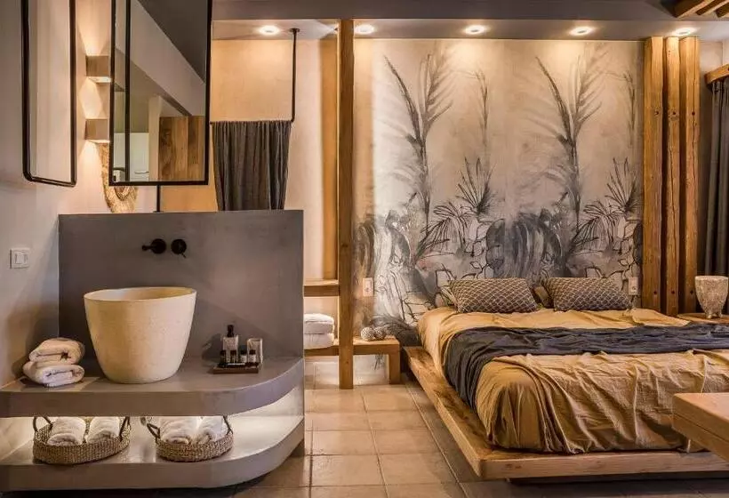 استودیوی استاندارد, Avithos Resort