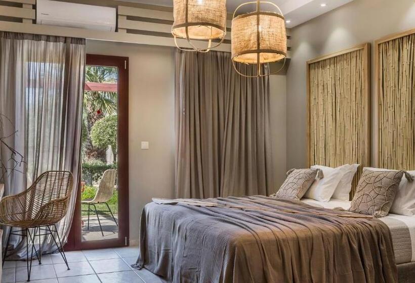 Семейный Номер Deluxe, Avithos Resort