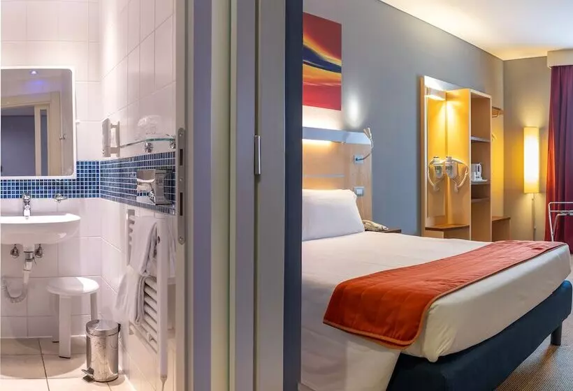 キングサイズベッドのスーペリアルーム, Bes Hotel Bergamo Ovest