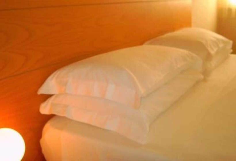 Трехместный Номер Классика, Accademia