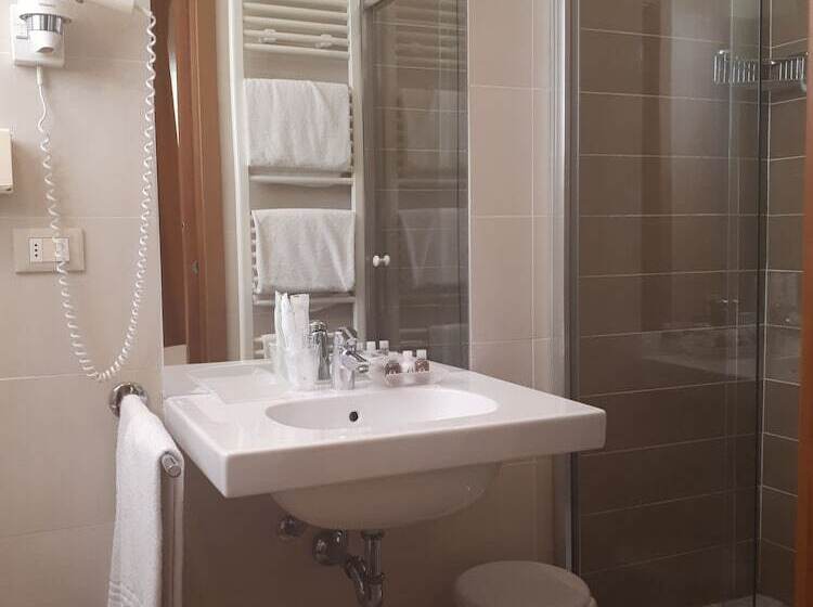 Номер Стандарт Индивидуальный, Accademia