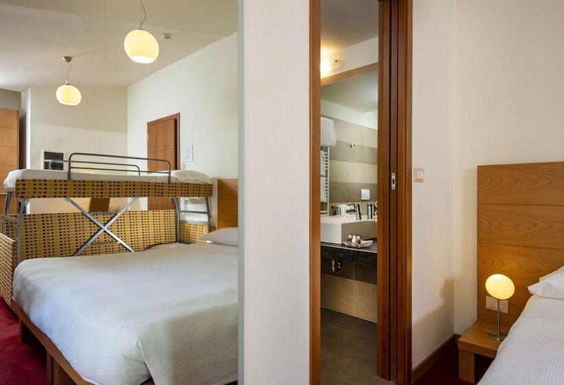 Семейный Номер Классика, Accademia