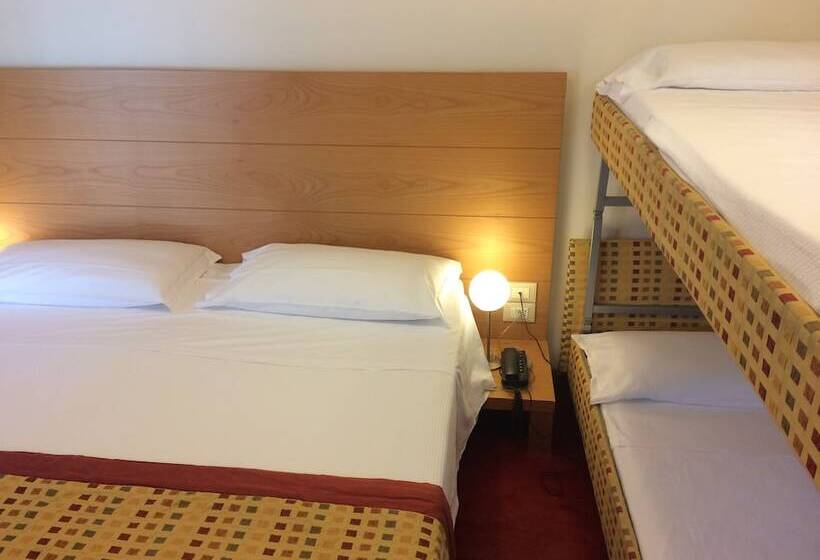 Семейный Номер Классика, Accademia