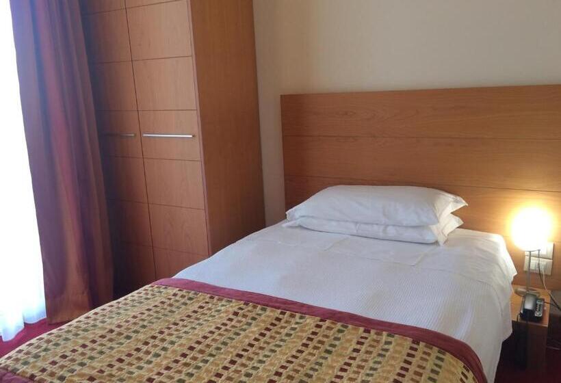 Номер Стандарт Индивидуальный, Accademia