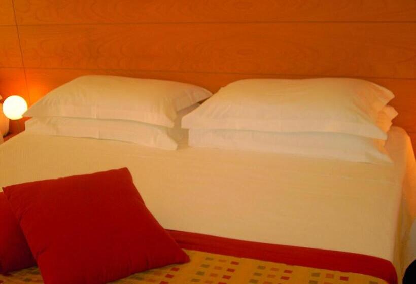 Номер Deluxe с Балконом, Accademia