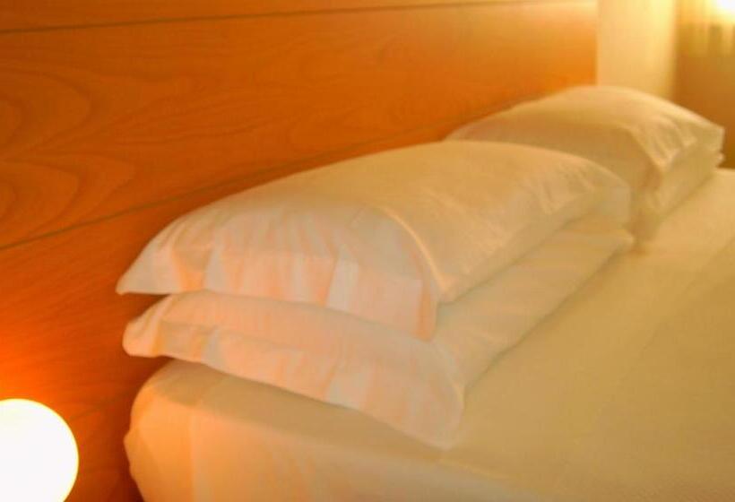 Семейный Номер Классика, Accademia