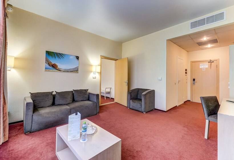 سوییت, Aquarium