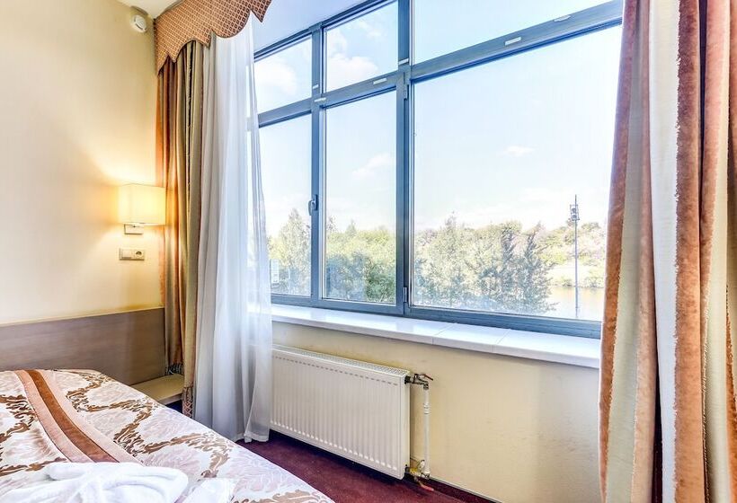 سوییت, Aquarium