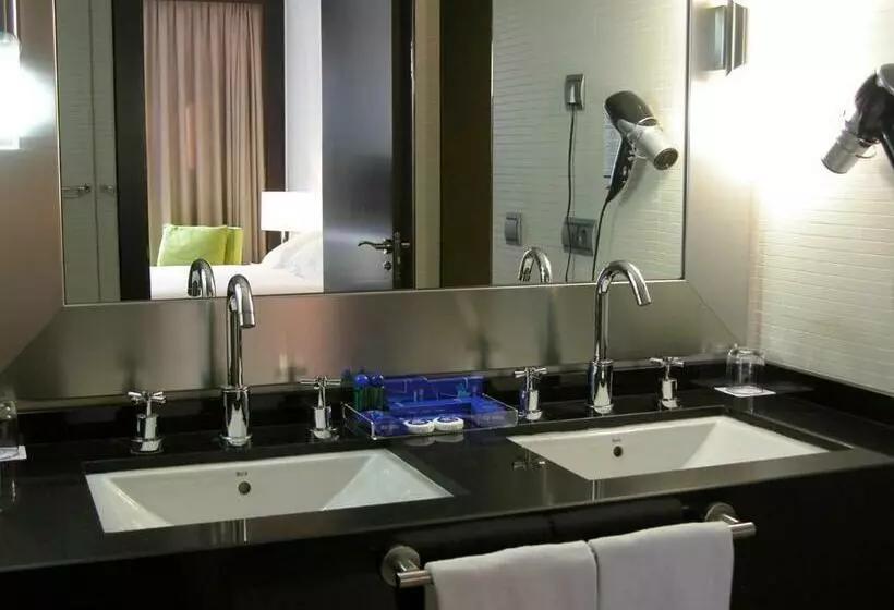 سوییت جونیور, Palacio Albacete & SPA
