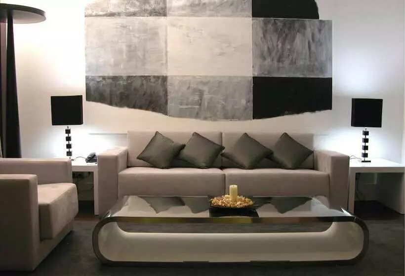 سوییت جونیور, Palacio Albacete & SPA