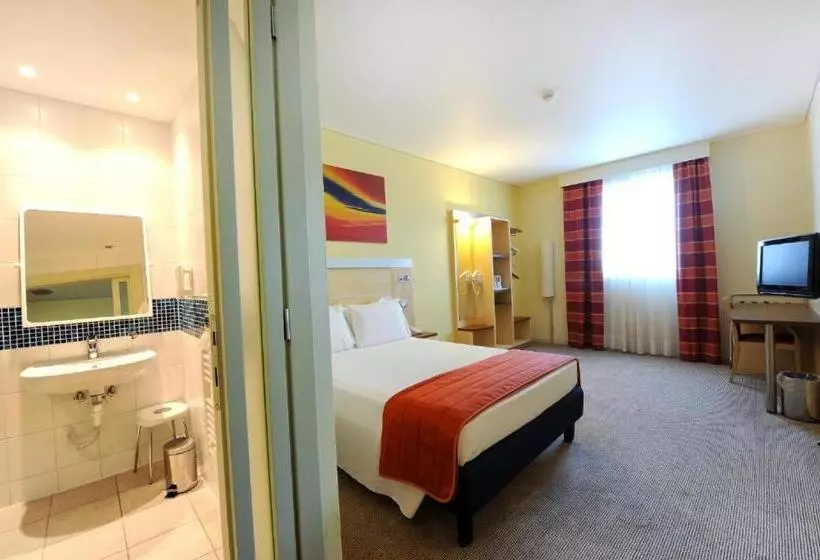 Standard-invahuone, Bes Hotel Bergamo Ovest