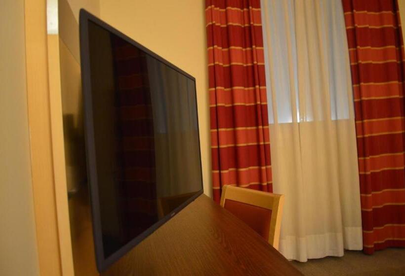 חדר סופריור עם מיטת קינג, Bes Hotel Bergamo Ovest