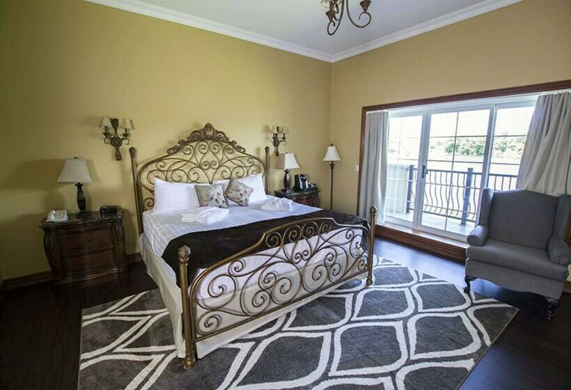 غرفة قياسية سرير مزدوج, Christie S Mill Inn & Spa, Bw Premier Collection