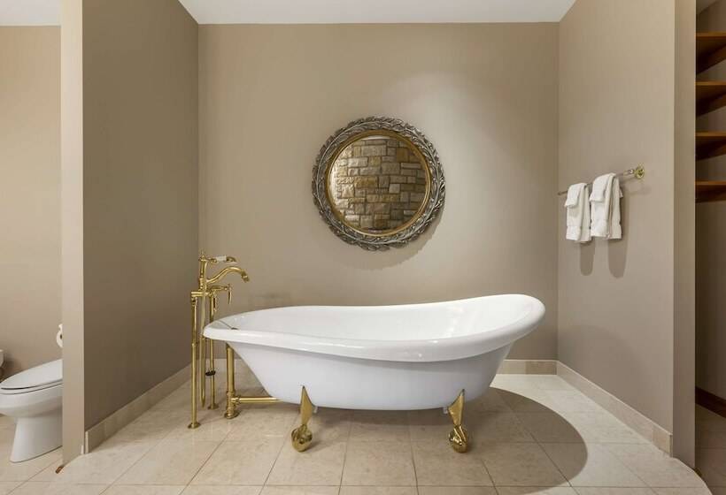 غرفة قياسية مطلّة علي البحيرة, Christie S Mill Inn & Spa, Bw Premier Collection