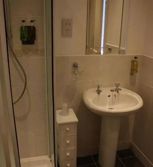 エコノミートリプルルーム, Creag Mhor Lodge