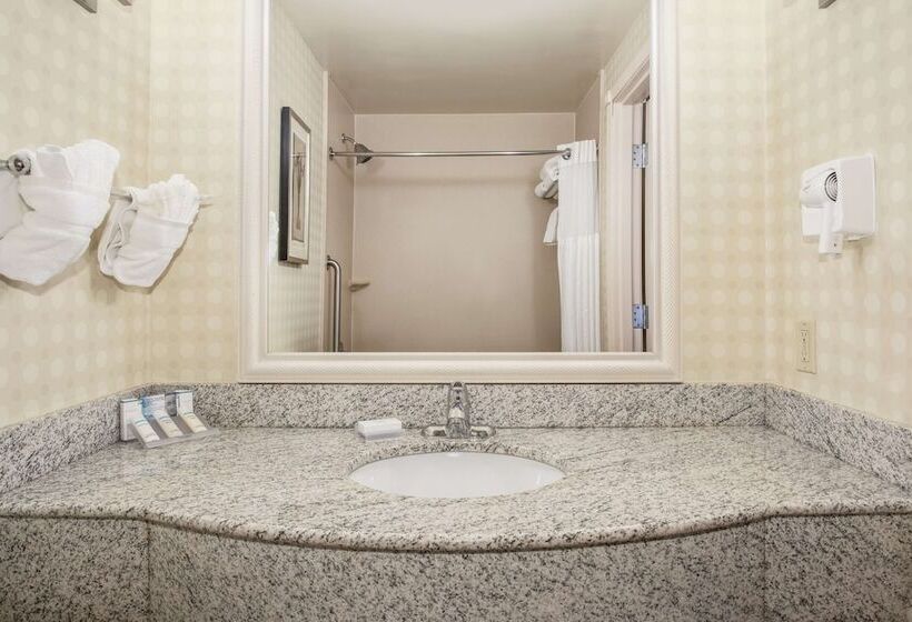 Номер Стандарт, Hilton Garden Inn Casper