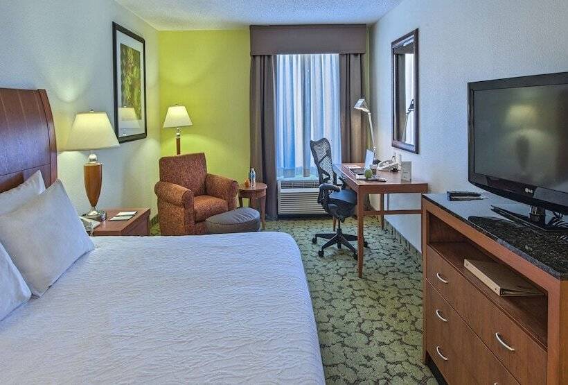 스탠다드 룸, Hilton Garden Inn Huntsville/space Center