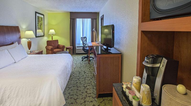 Номер Премиум, Hilton Garden Inn Huntsville/space Center