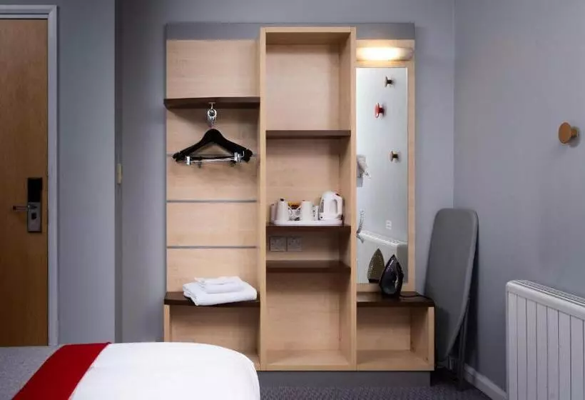 身障者適用スタンダードルーム, Holiday Inn Express Burnley M65 Jct 10, An Ihg