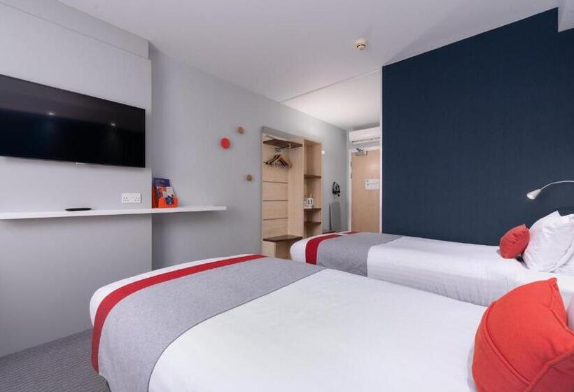 Номер Стандарт, Holiday Inn Express Burnley M65 Jct 10, An Ihg