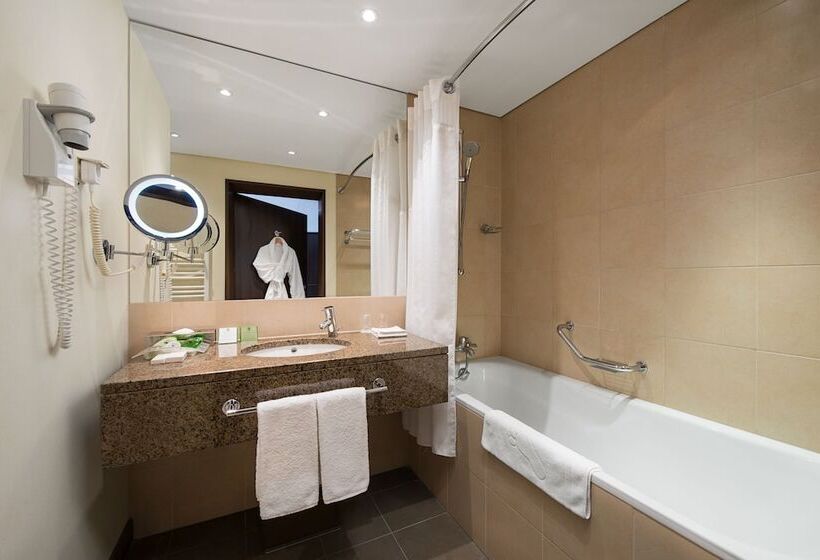 스탠다드 룸, Holiday Inn Resort Warsaw Józefów, An Ihg