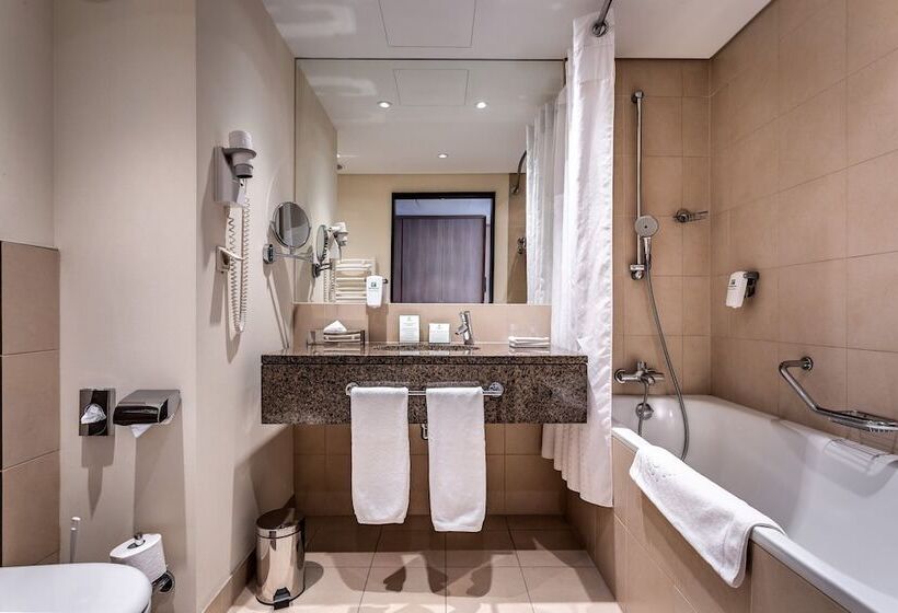 스탠다드 룸, Holiday Inn Resort Warsaw Józefów, An Ihg