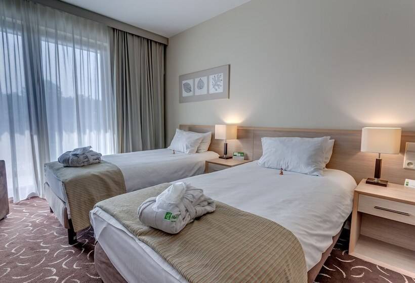 프리미엄 룸, Holiday Inn Resort Warsaw Józefów, An Ihg
