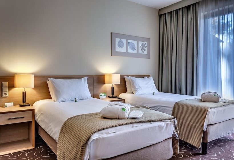 Номер Стандарт, Holiday Inn Resort Warsaw Józefów, An Ihg