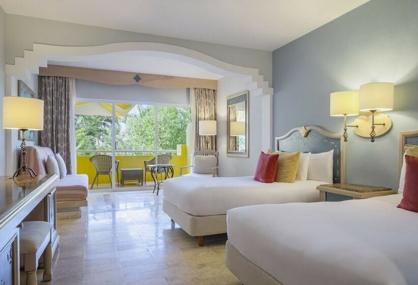 جناح جونيور, Iberostar Waves Paraíso del Mar