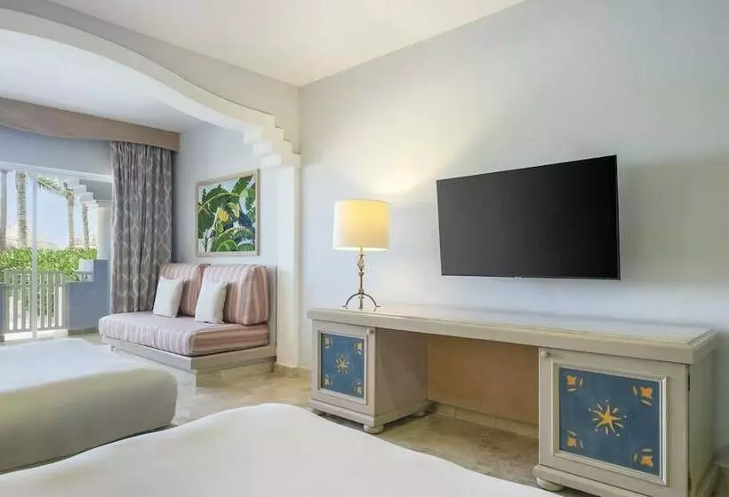 سوییت جونیور با چشم‌انداز دریا, Iberostar Waves Paraíso del Mar