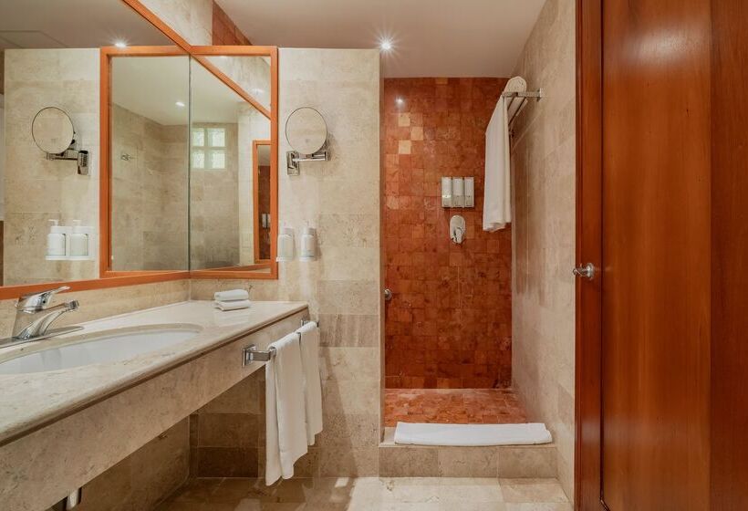 جناح جونيور, Iberostar Waves Paraíso del Mar