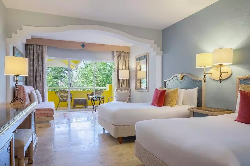 سوییت جونیور, Iberostar Waves Paraíso del Mar