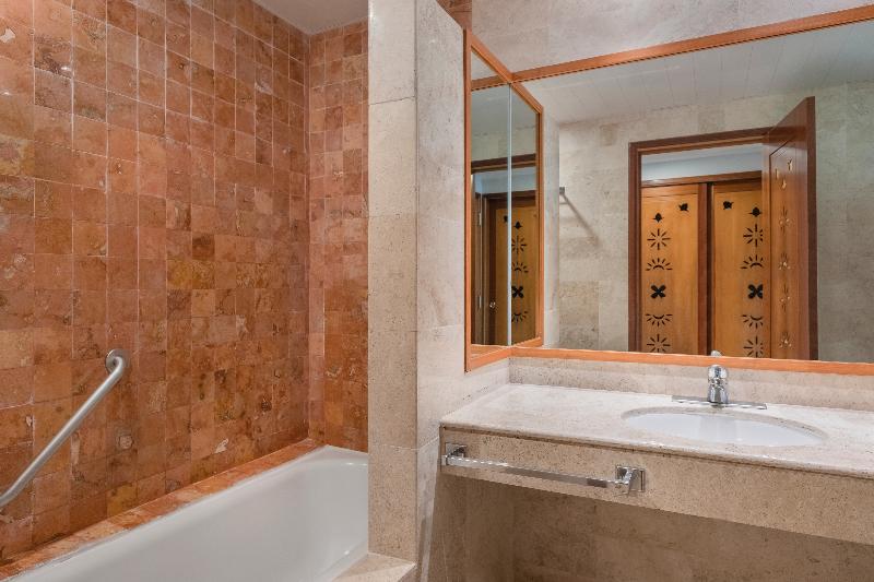 جناح جونيور, Iberostar Waves Paraíso del Mar