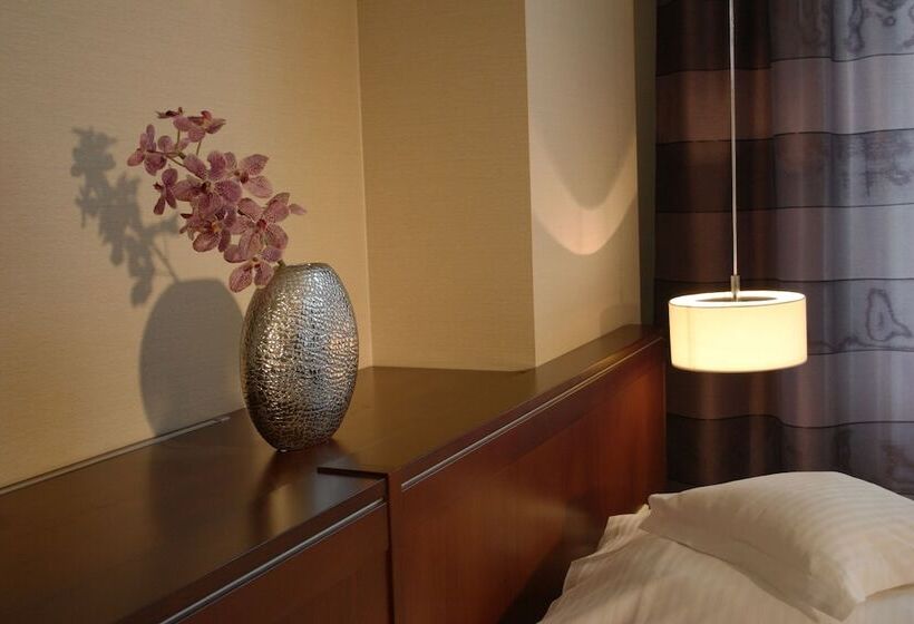 غرفة قياسية, Kossak