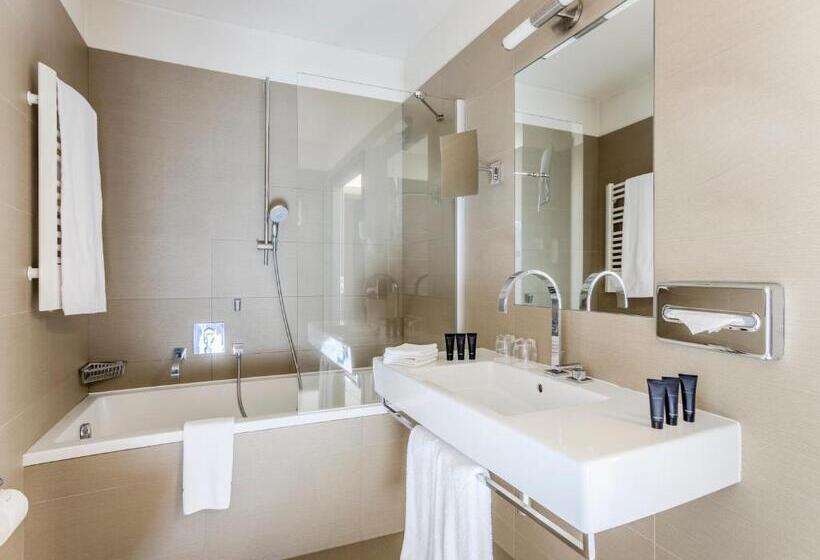 غرفة سوبيريور ذات إطلالة, Kossak