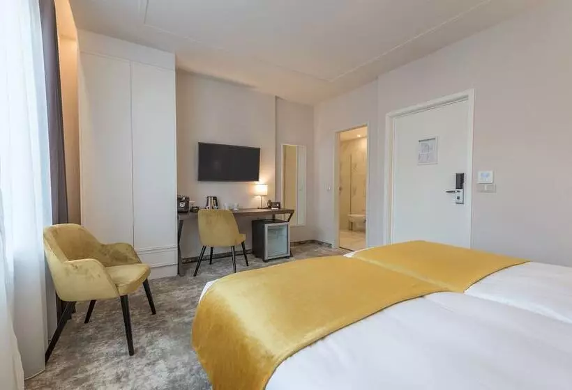 コンフォートルーム, Leonardo Boutique Hotel Budapest M Square
