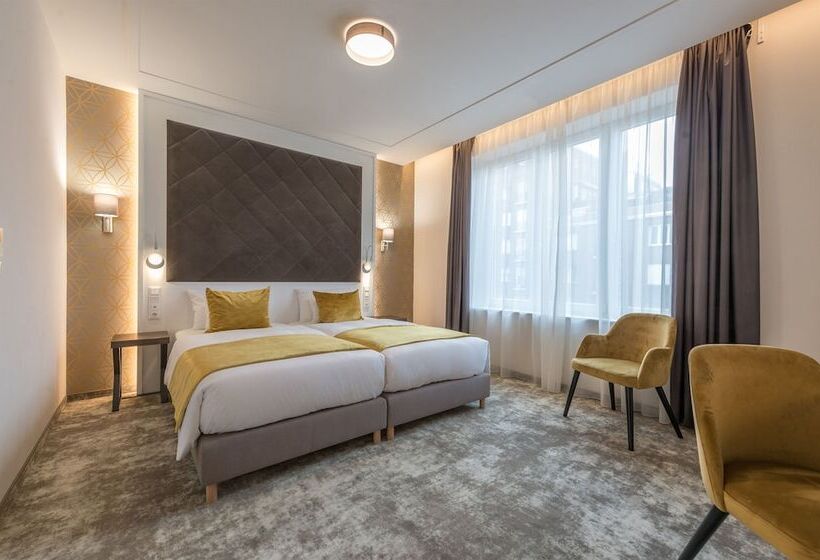 コンフォートルーム, Leonardo Boutique Hotel Budapest M Square