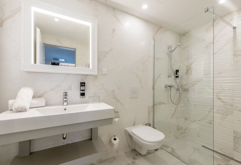 スーペリアトリプルルーム, Leonardo Boutique Hotel Budapest M Square