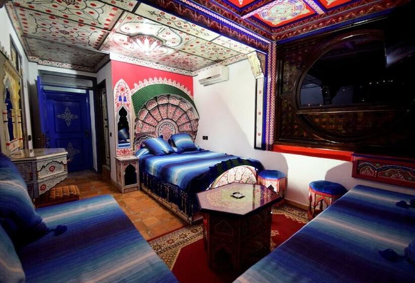 스탠다드 트리플 룸, Madrid