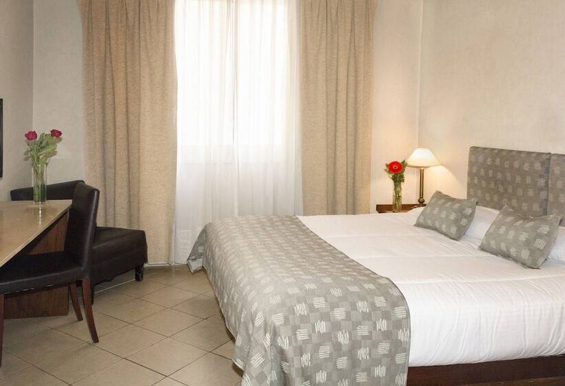 اتاق استاندارد چهار تخته, O2 Hotel Buenos Aires